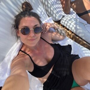 Meet your Posher, Brooke